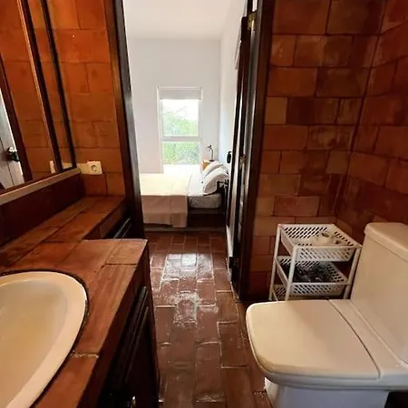 Of The Hill Apartment *